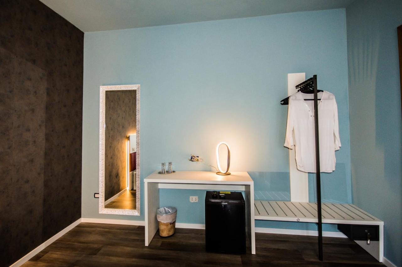 Hotel Eden Torri del Benaco Kültér fotó