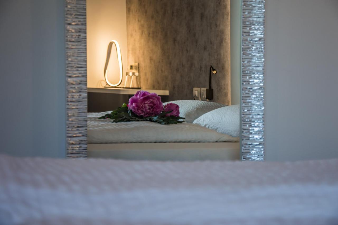 Hotel Eden Torri del Benaco Kültér fotó