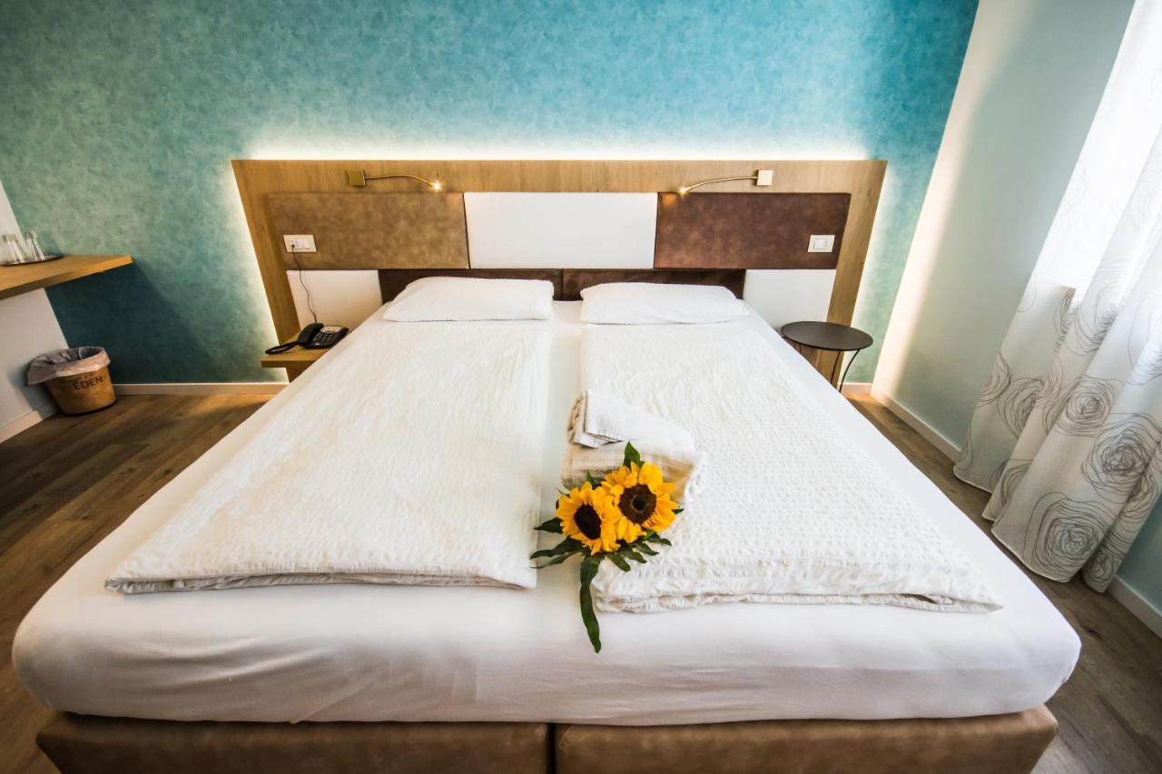 Hotel Eden Torri del Benaco Kültér fotó