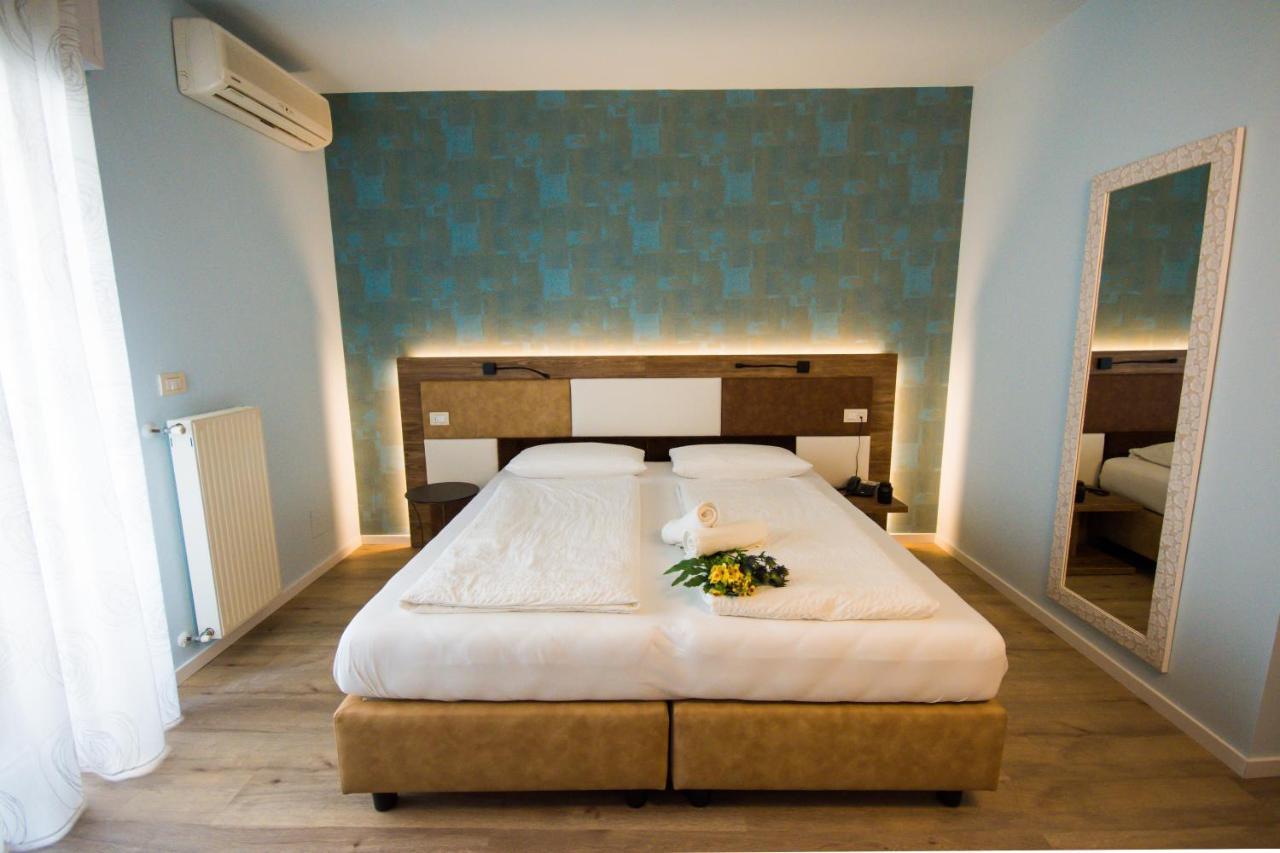 Hotel Eden Torri del Benaco Kültér fotó