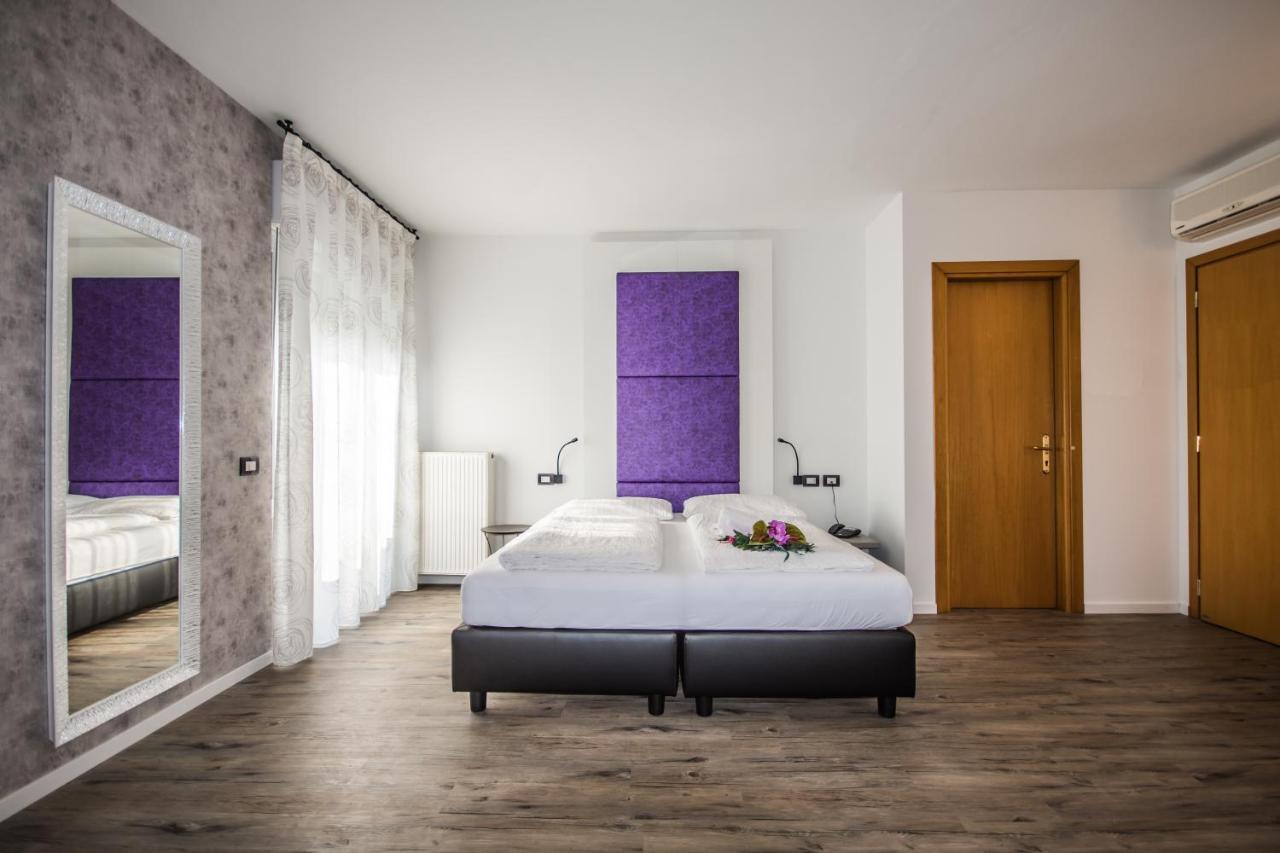 Hotel Eden Torri del Benaco Kültér fotó