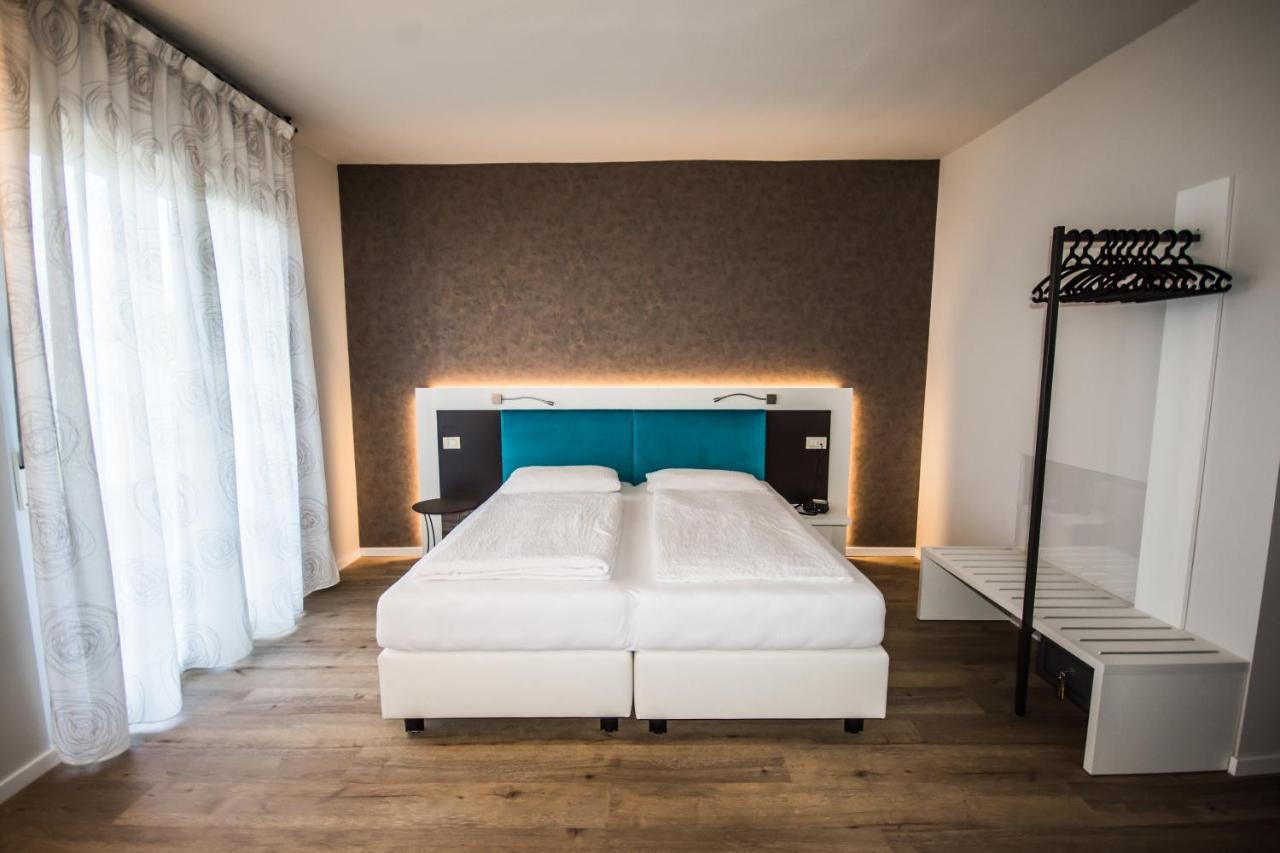 Hotel Eden Torri del Benaco Kültér fotó