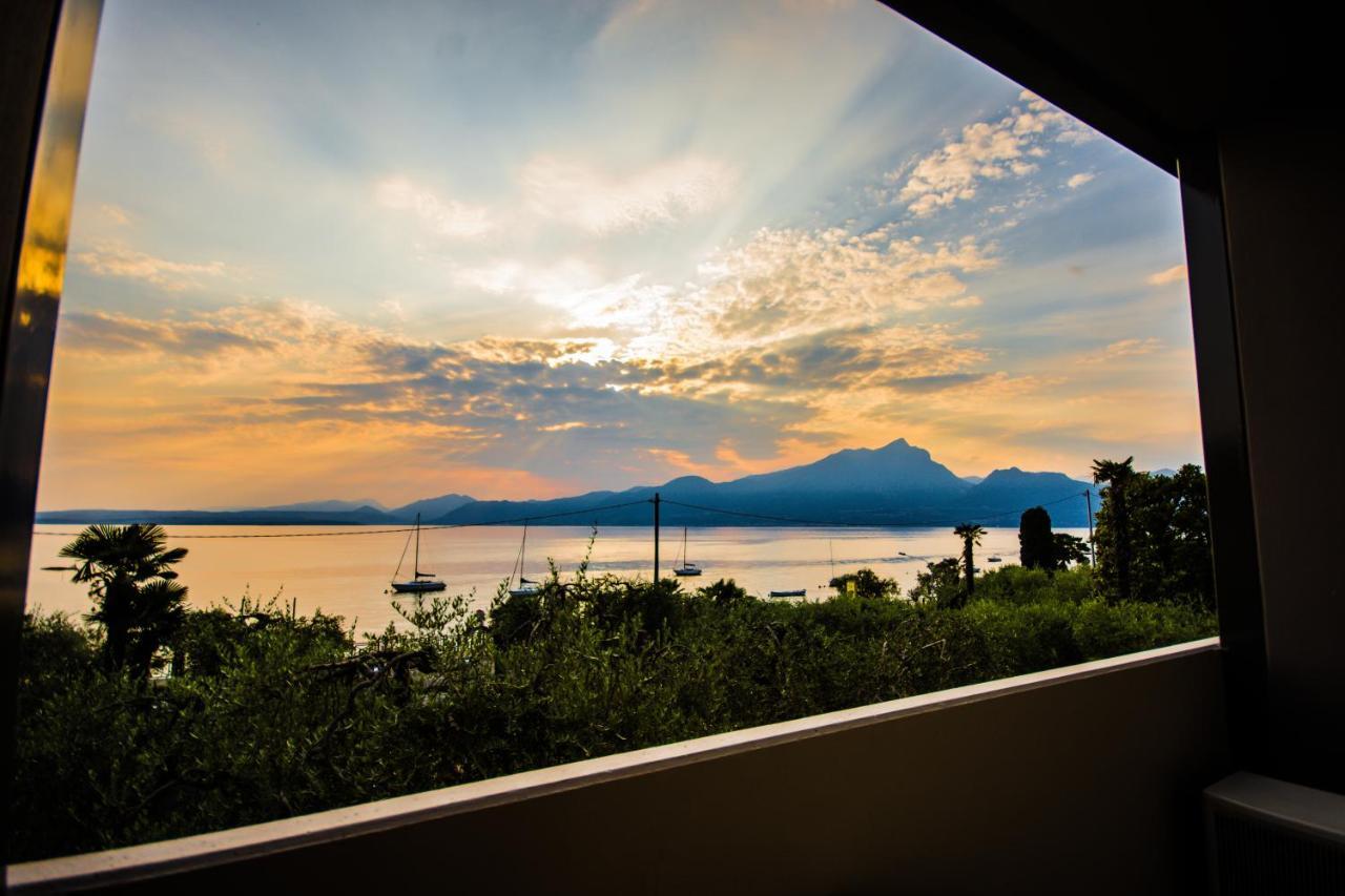 Hotel Eden Torri del Benaco Kültér fotó