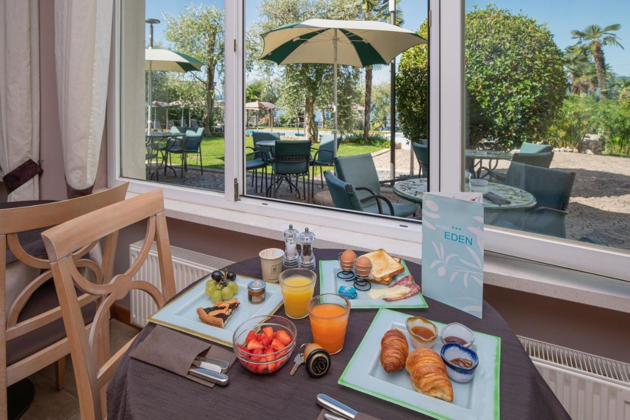 Hotel Eden Torri del Benaco Kültér fotó